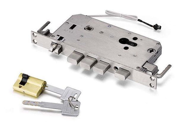 云霄24小时上门开锁公司